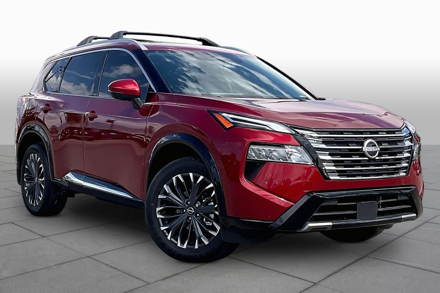 Used 2026 Scarlet Ember Tintcoat Nissan Platinum image 3