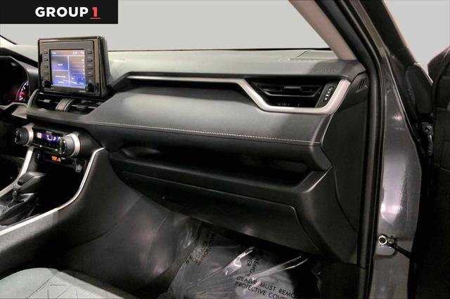 Certified Used 2021 MAGNETIC GRAY MET. Toyota  image 19