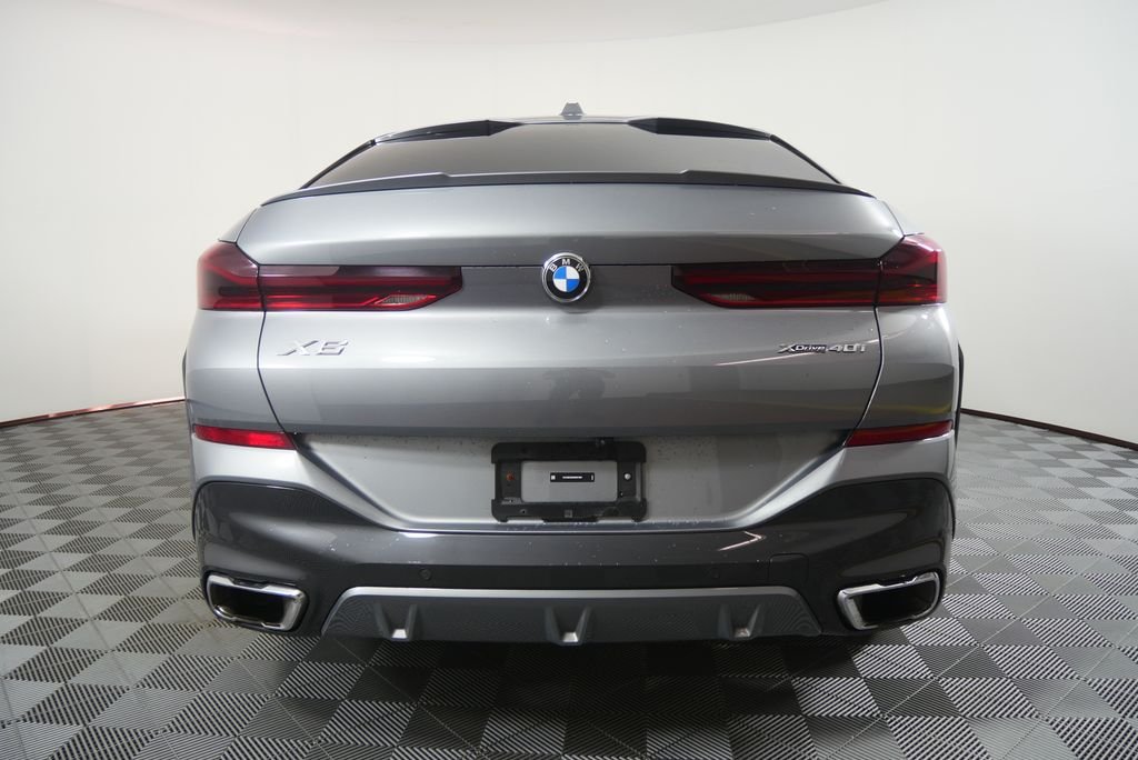 Certified Used 2025 Gray Metallic BMW xDrive40i image 4