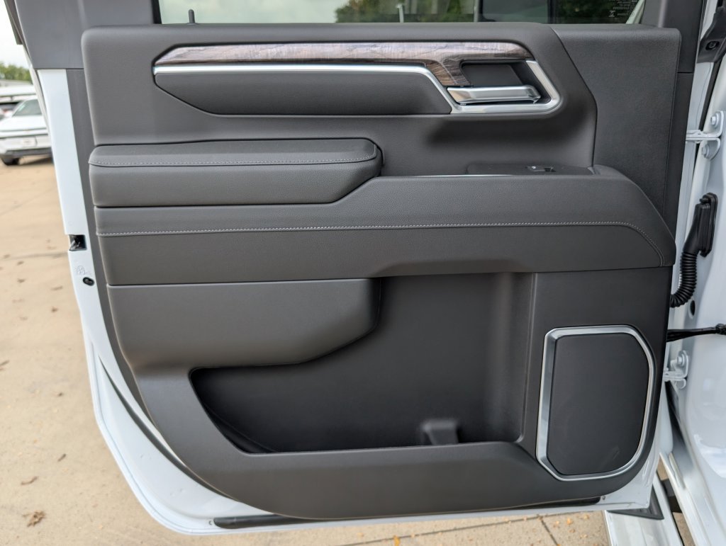 2026 Chevrolet Silverado 3500 HD LTZ - Photo 8