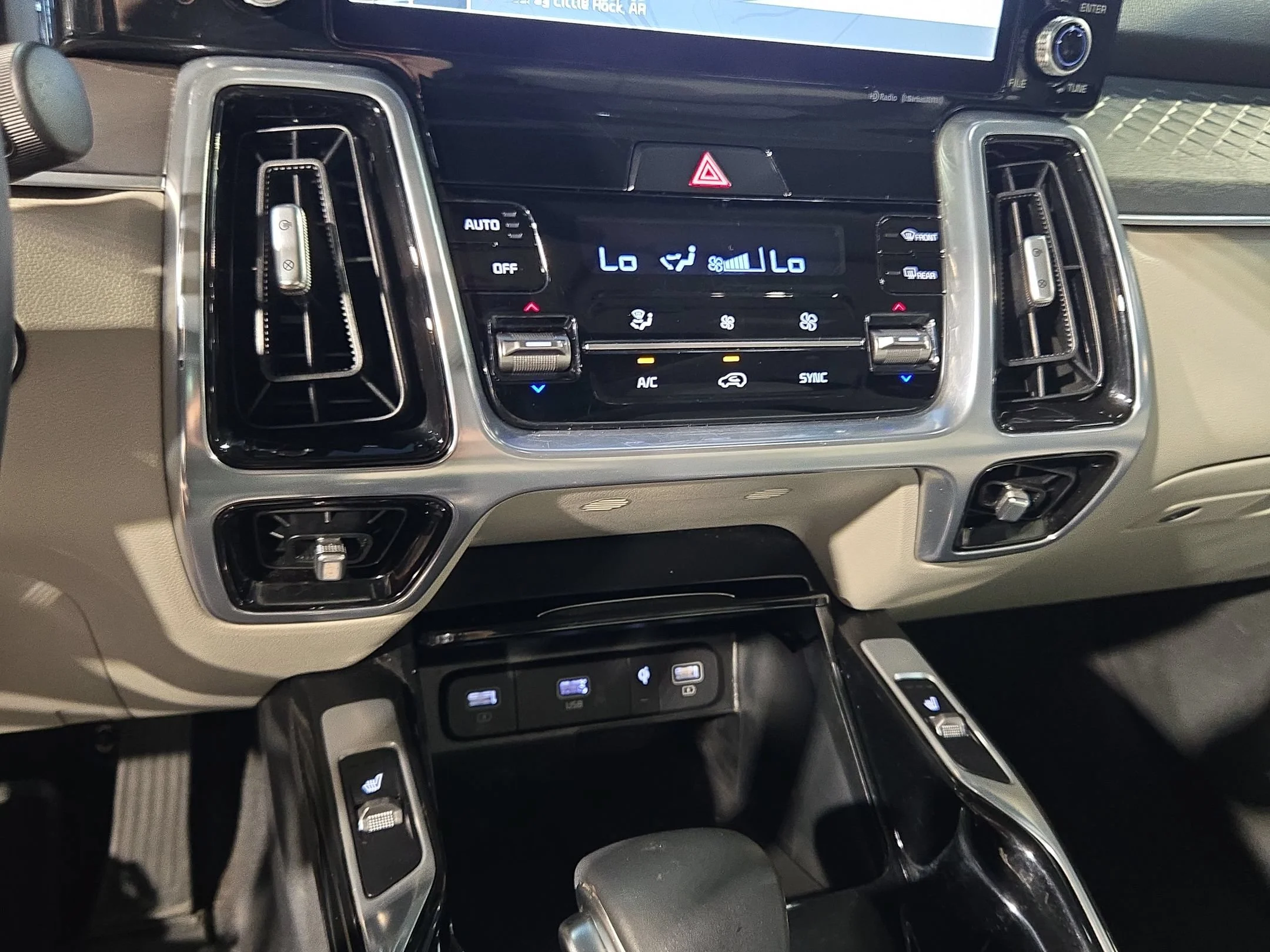 Used 2023 Gravity Grey Kia SX image 33