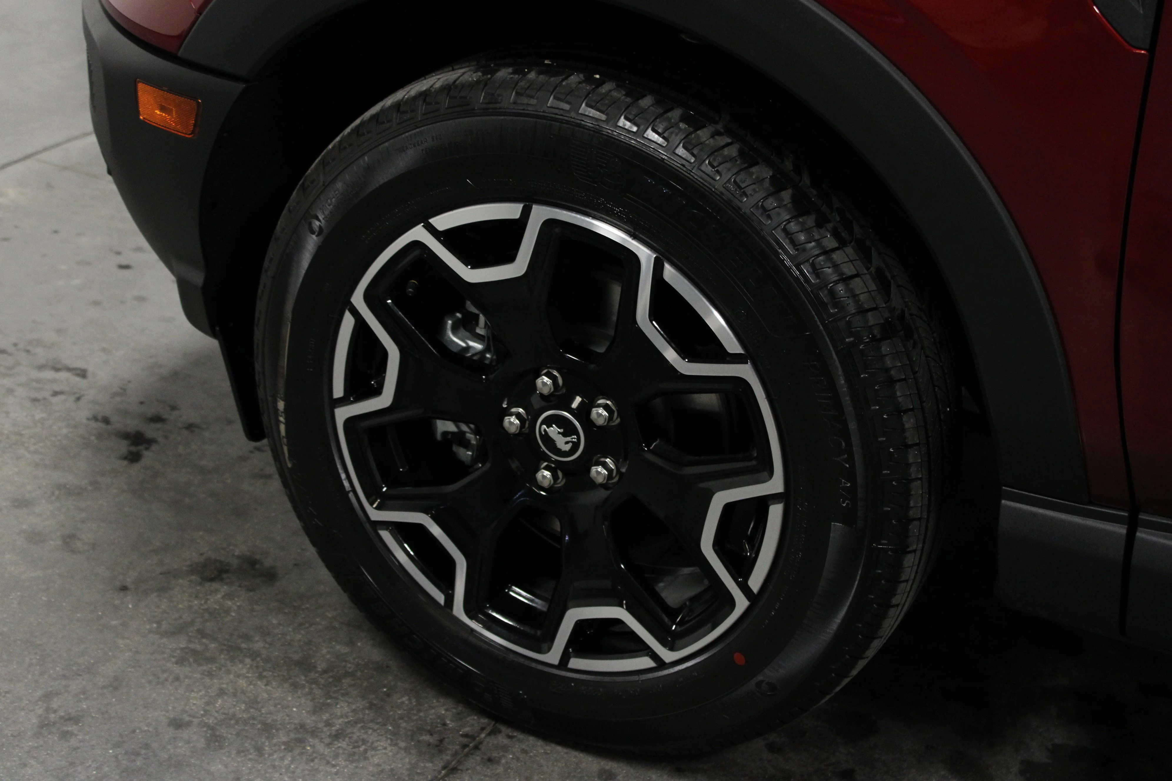 New 2025 Ruby Red Metallic Tinted Clearcoat Ford Outer Banks® image 10