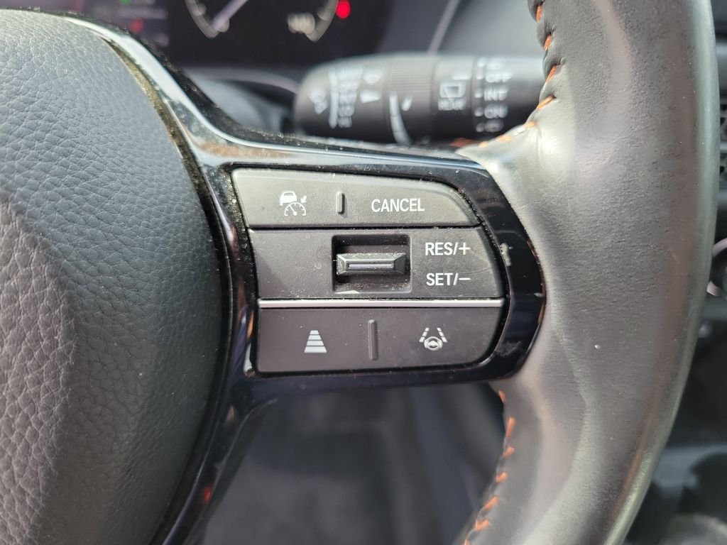 Used 2025  Honda Sport image 25