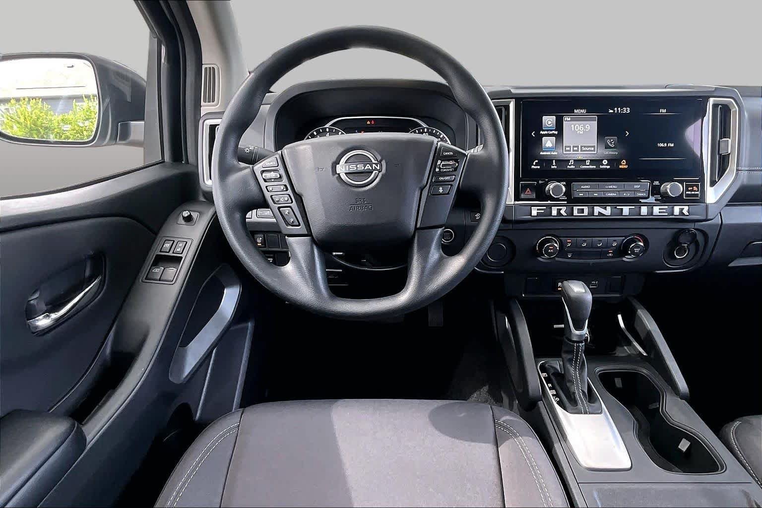 Certified Pre-Owned 2025 Nissan Frontier SV