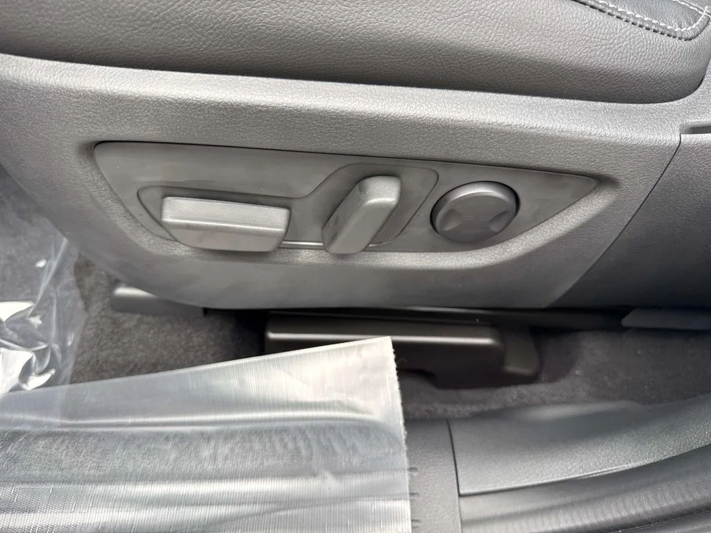New 2026 Rhodium White Metallic Mazda 2.5 S Premium AWD image 29
