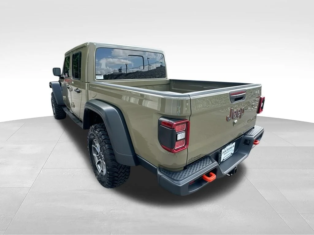 Used 2025 Green Jeep Mojave image 7