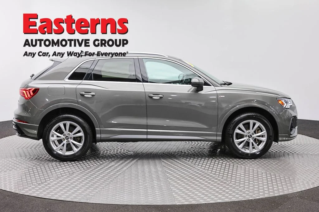 Used 2021 Gray Audi Premium Plus image 4