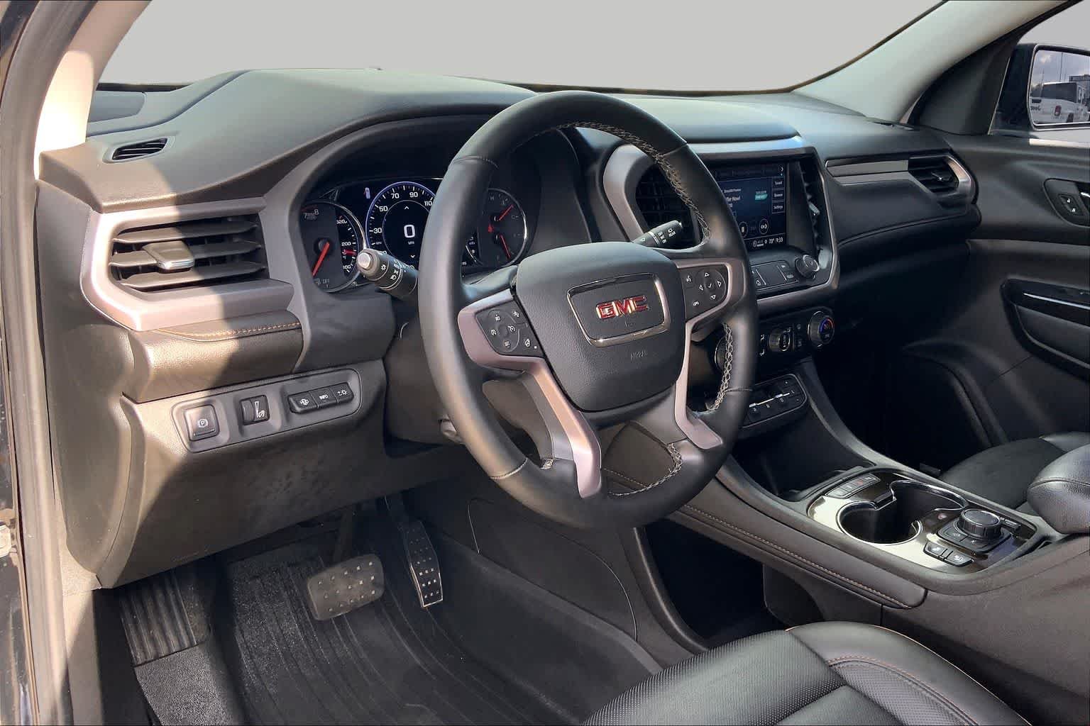 Used 2023 Ebony Twilight Metallic GMC AT4 image 26