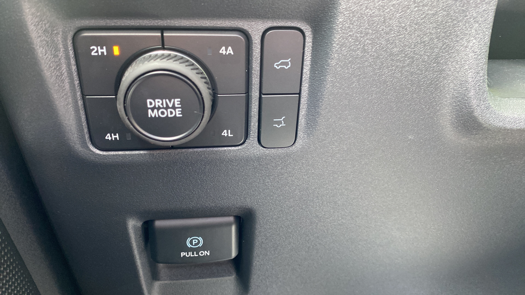 New 2026 Glacier Gray Metallic Tri-Coat Ford Active image 35