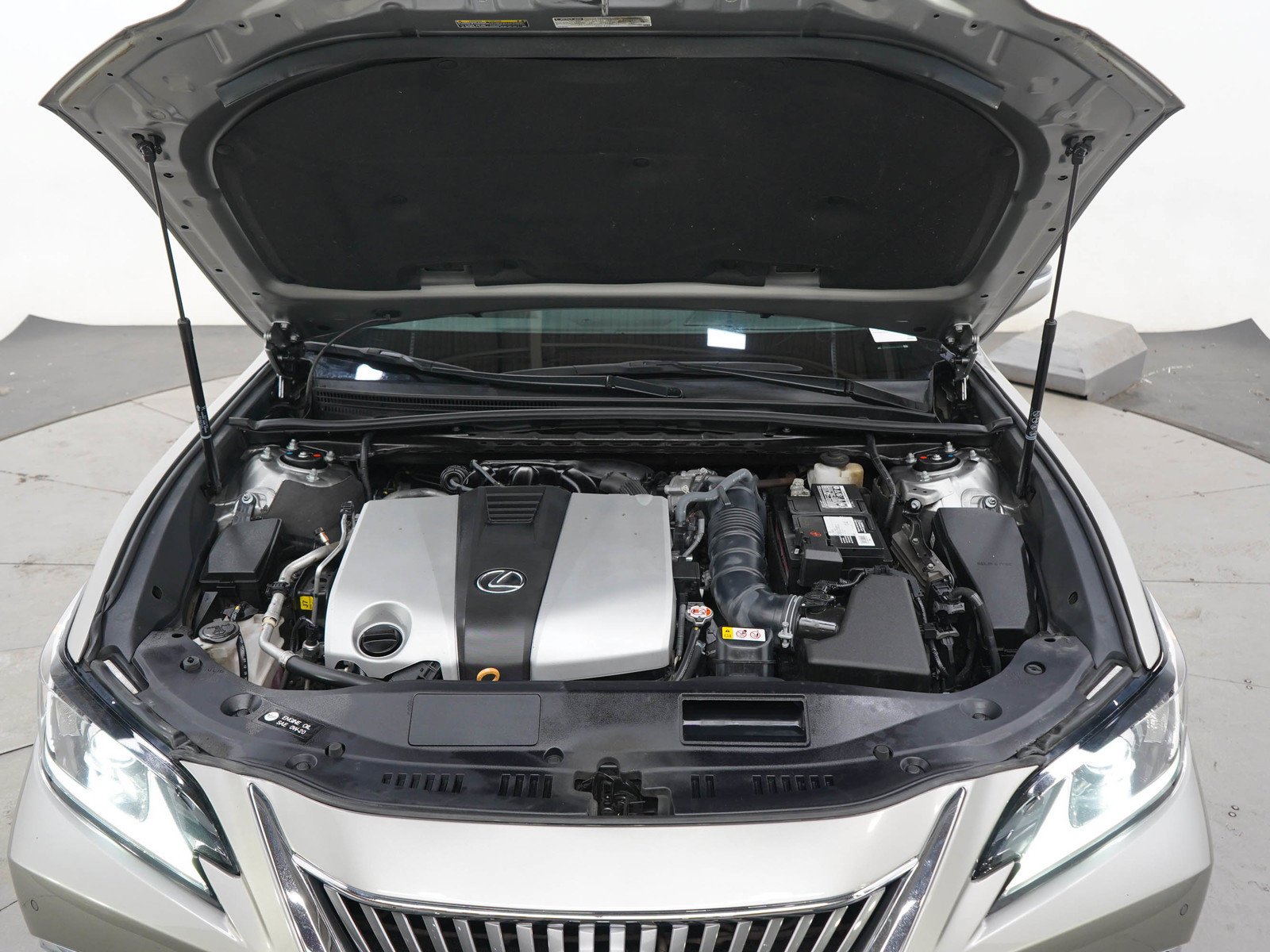 Used 2021  Lexus ES 350 image 27