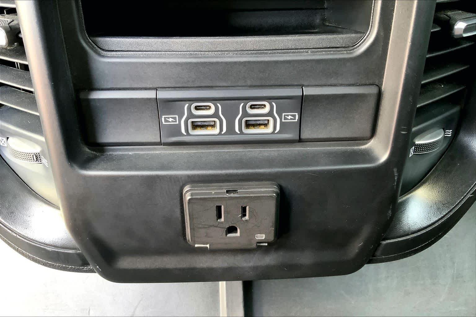 2023 RAM Ram 1500 Pickup Laramie - Photo 36