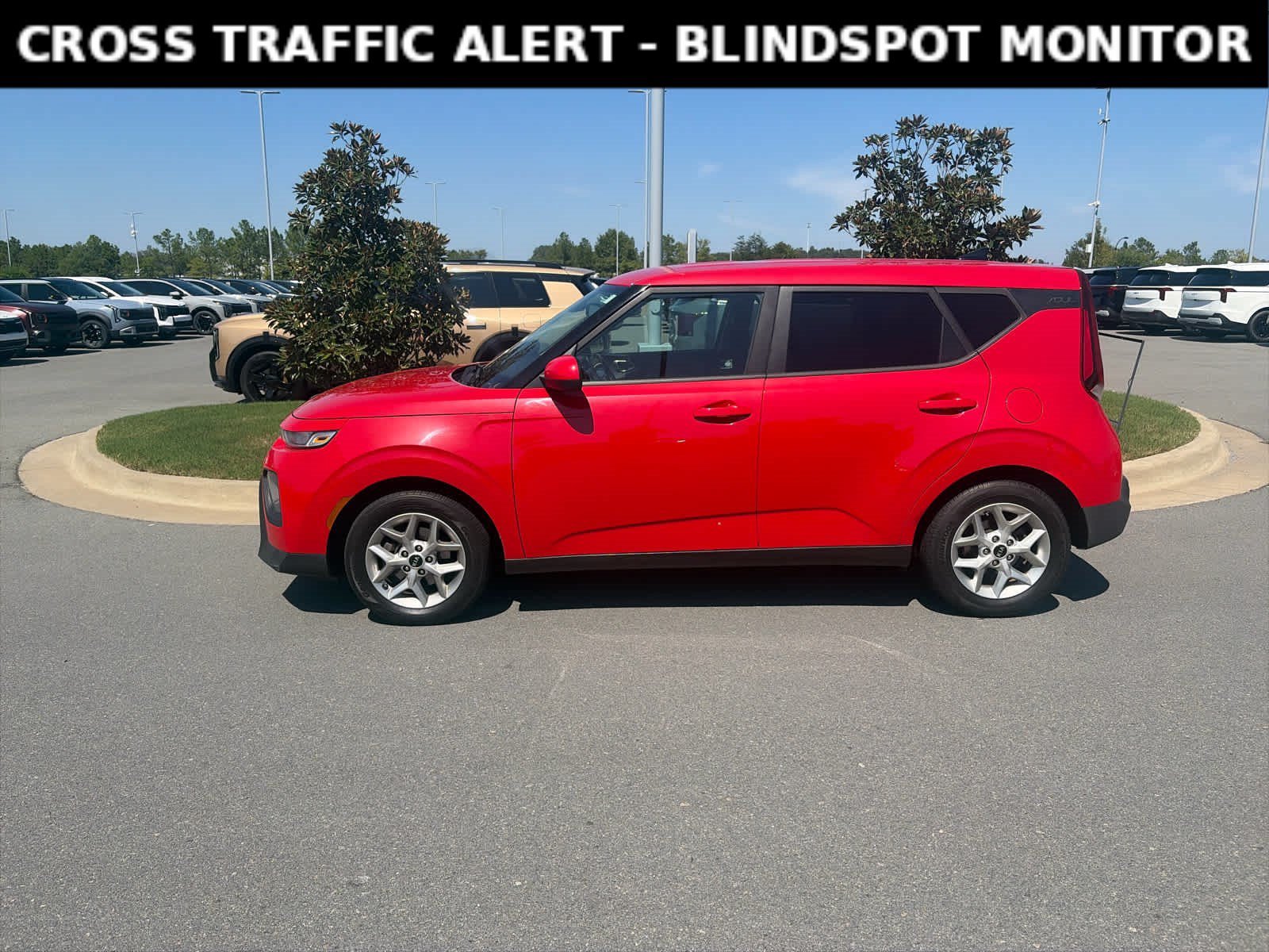Used 2021 Inferno Red Kia S image 2