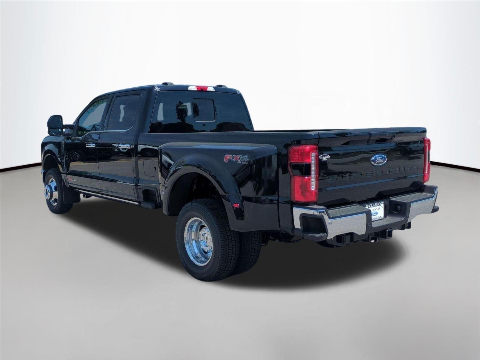 New 2026 Agate Black Metallic Ford F-350® Lariat® image 3