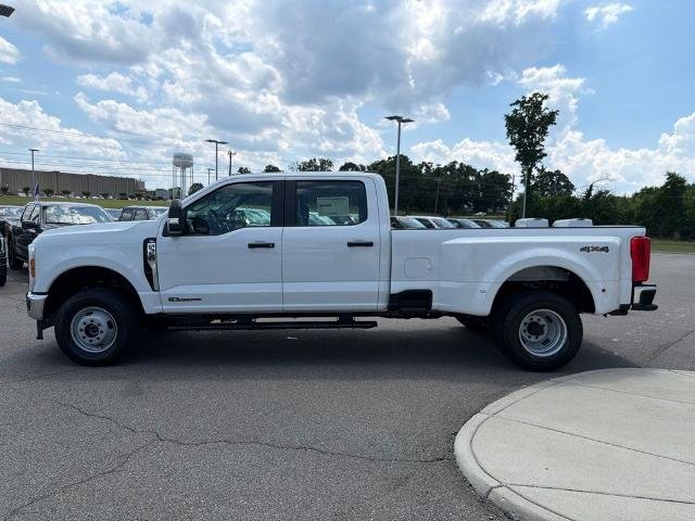 New 2026 Oxford White Ford F-350® XL image 6