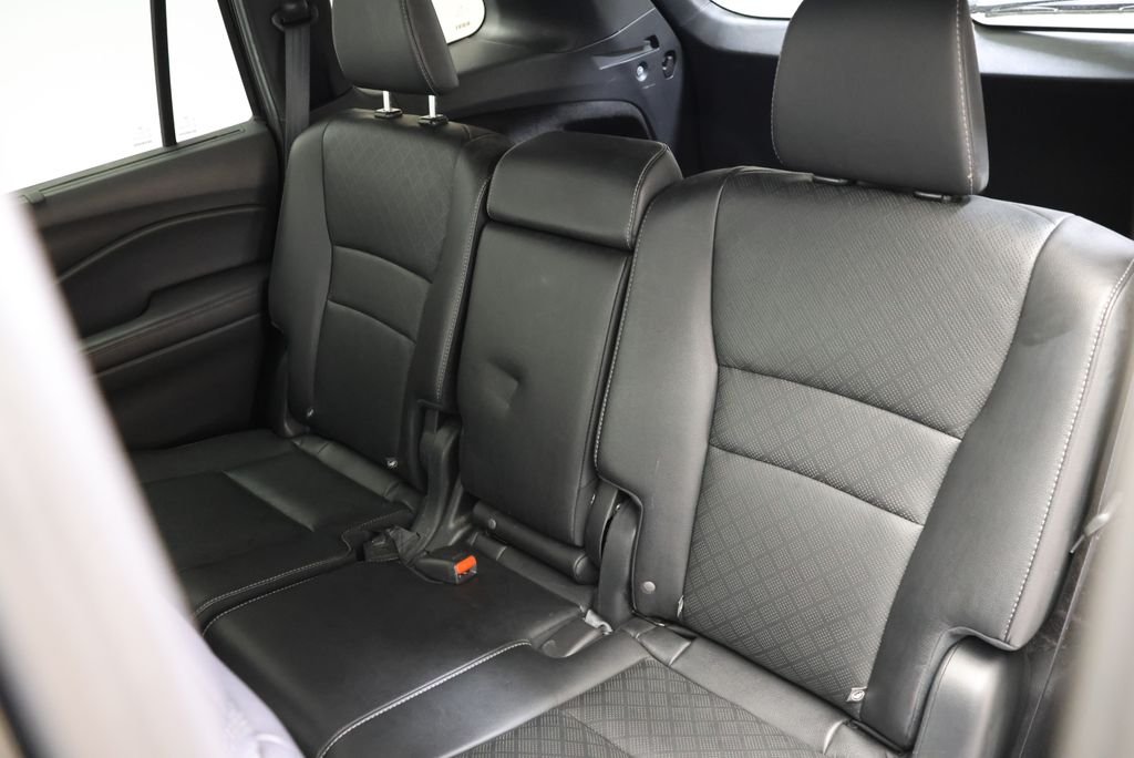 Used 2019 Crystal Black Pearl Honda Elite image 36