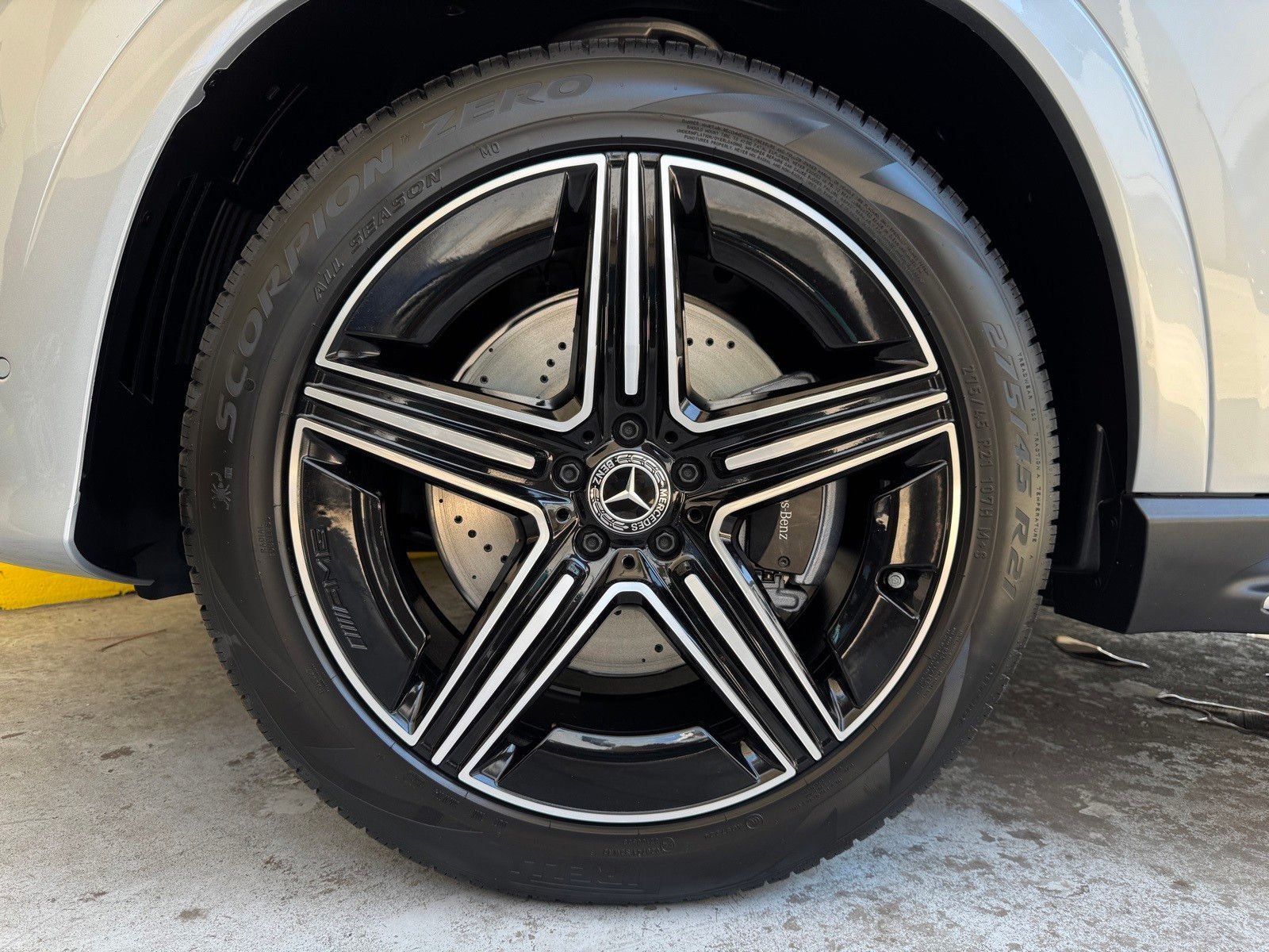New 2026 Cirrus Silver Metallic Mercedes-Benz GLE 450 image 23