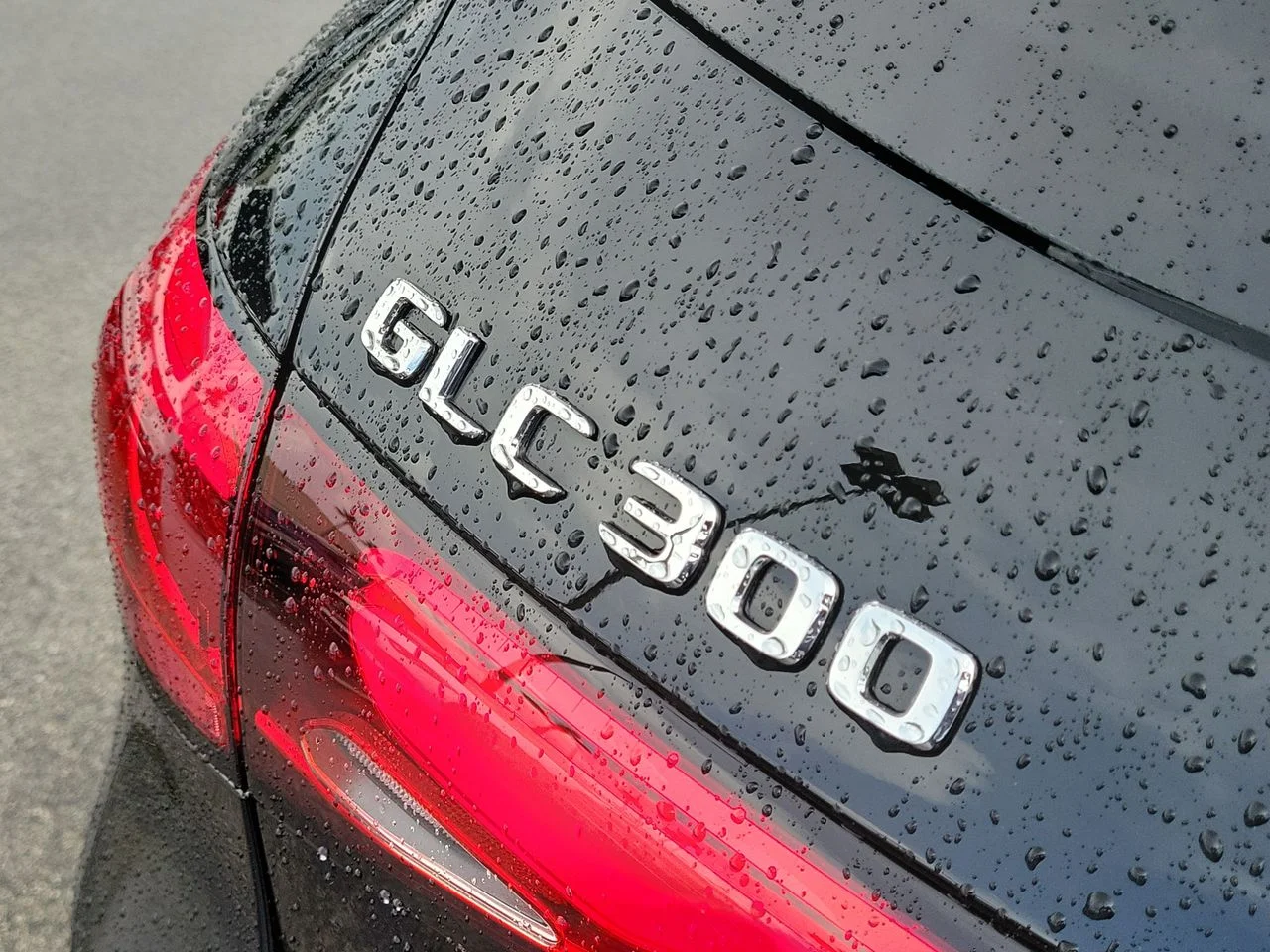 Certified Used 2026 Black Mercedes-Benz GLC 300 image 7