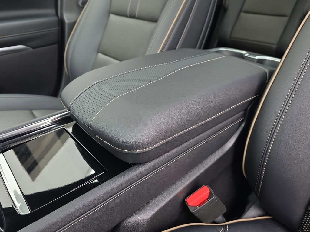 2026 Chevrolet Traverse High Country - Photo 11