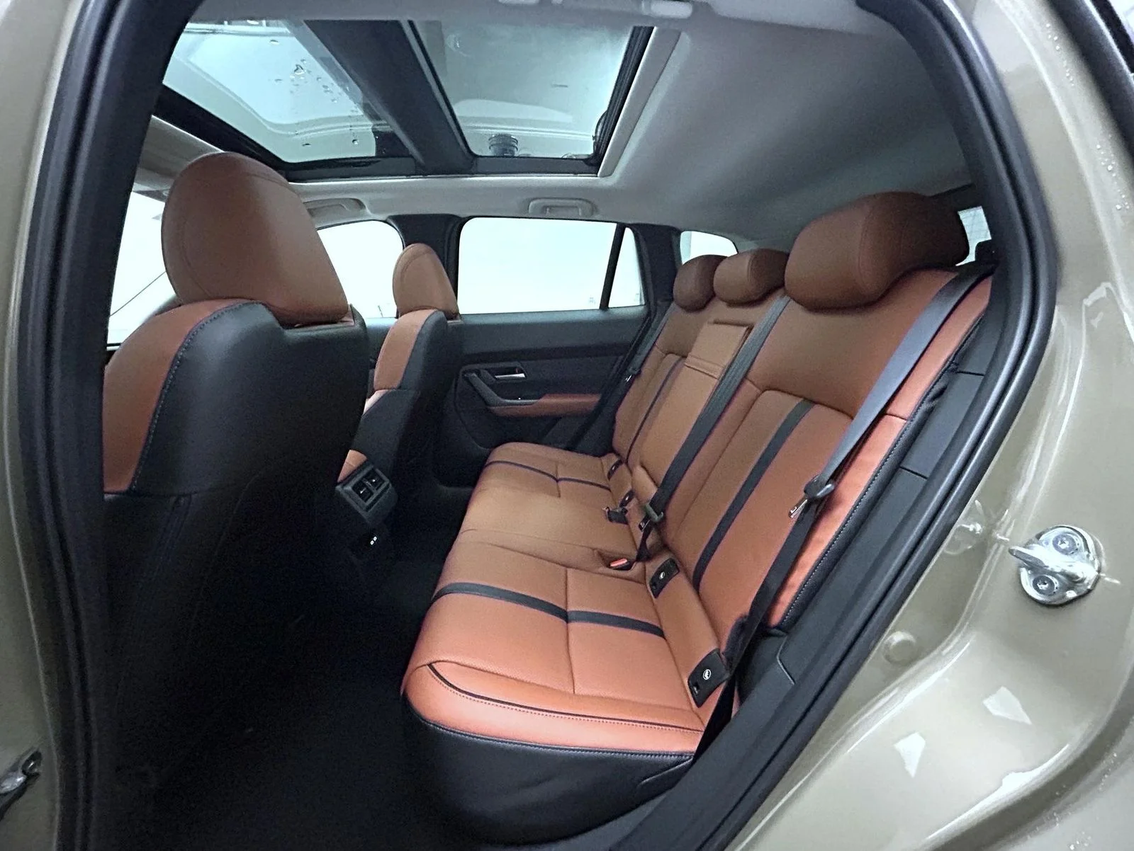 New 2026 Zircon Sand Metallic Mazda 2.5 Turbo AWD image 12