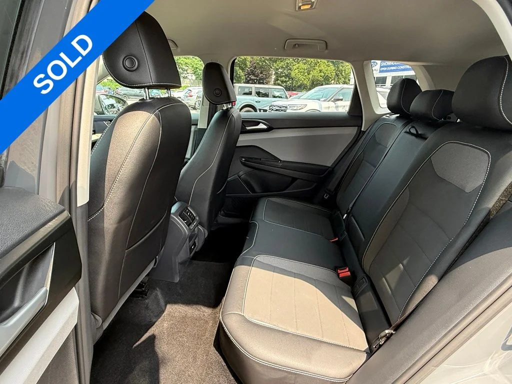 Used 2022 Gray Volkswagen 1.5T SE image 23