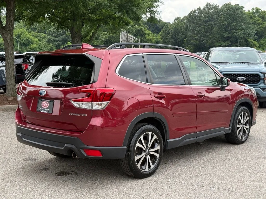 Used 2023 Red Subaru Limited image 9