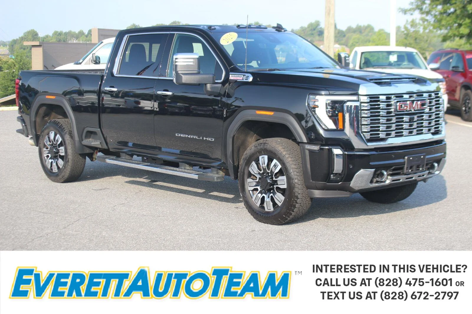 Used 2025 Onyx Black GMC Denali image 1