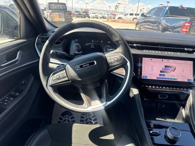 2026 Jeep Grand Cherokee Laredo - Photo 15
