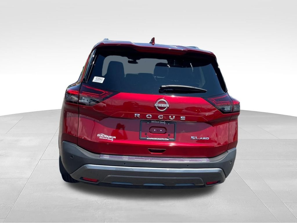 Certified Used 2023 Red Nissan SL image 4