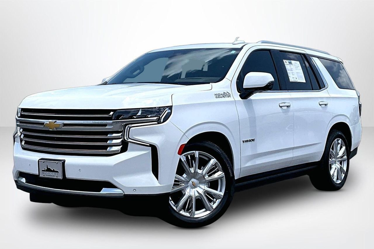 Used 2023 Summit White Chevrolet 4WD High Country image 3