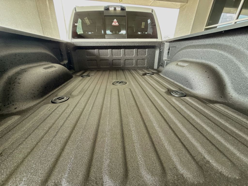 New 2026 Bright White Clear-Coat Exterior Paint RAM Laramie image 29