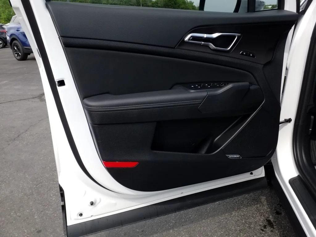 2026 Kia Sportage SX - Photo 13