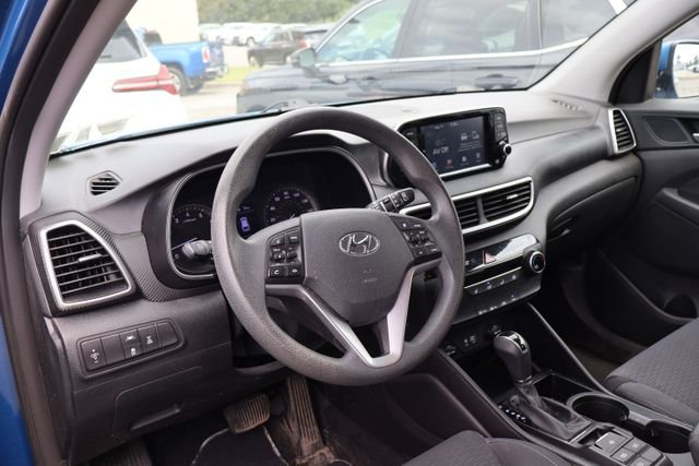 Used 2020 Blue Hyundai SE image 7