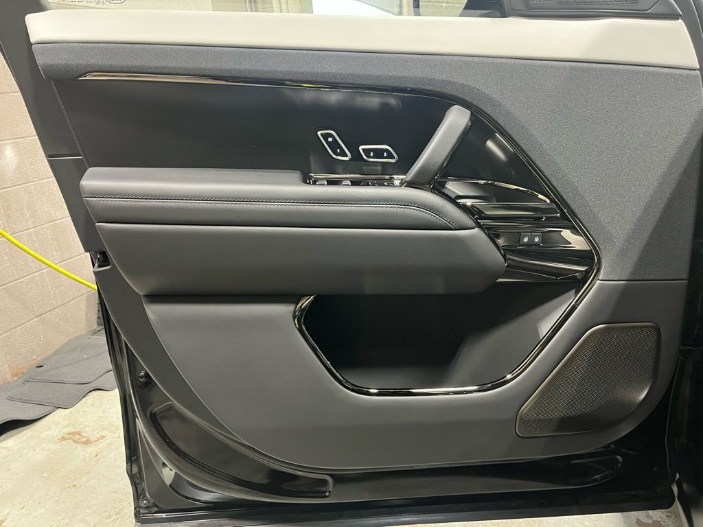 2024 LAND ROVER RANGE ROVER SPORT - Image 22