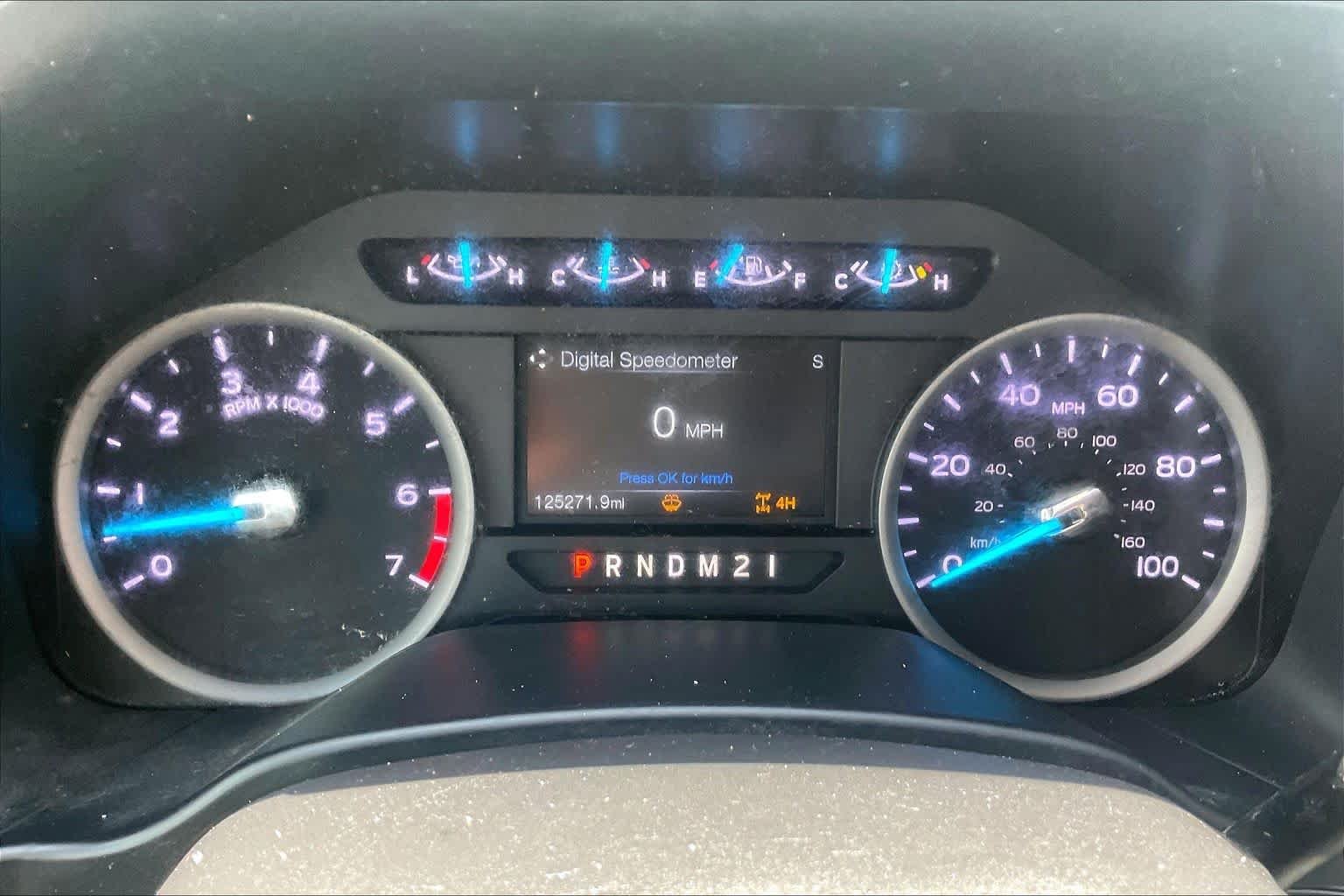 Used 2019 Agate Black Metallic Ford XLT image 25