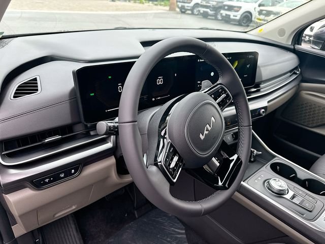 Certified Used 2026 Metal Kia LXS image 9