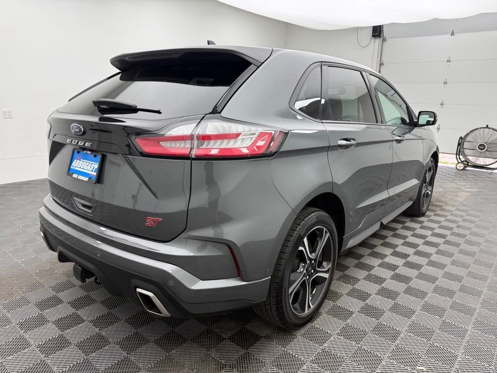 Used 2022 Carbonized Gray Metallic Ford ST image 8
