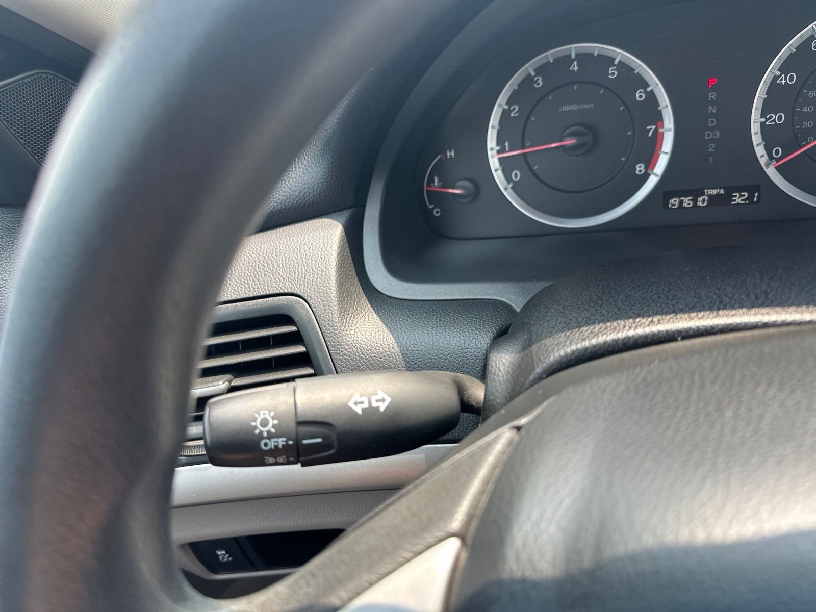 Used 2012 Silver Honda LX image 43