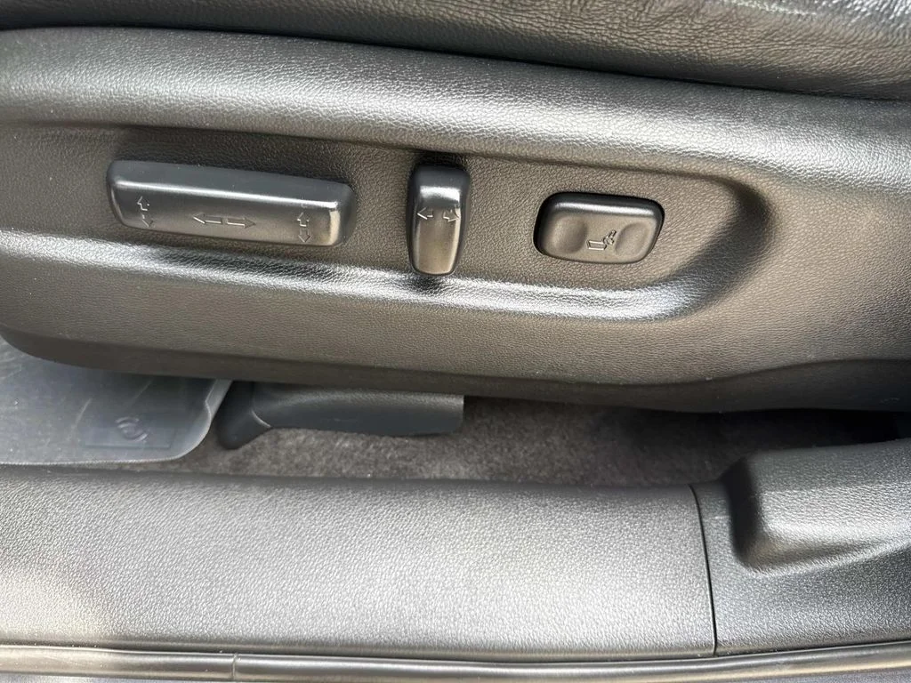 Used 2019  Honda Touring image 28