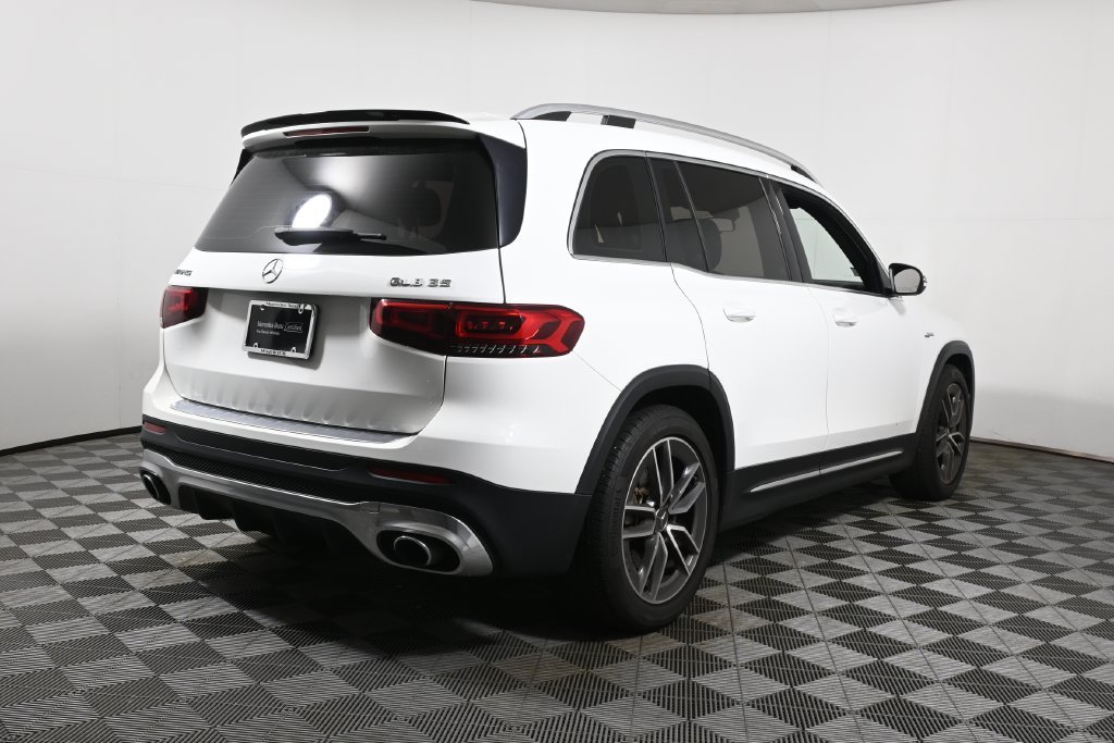 Used 2022  Mercedes-Benz GLB 35 AMG® image 11