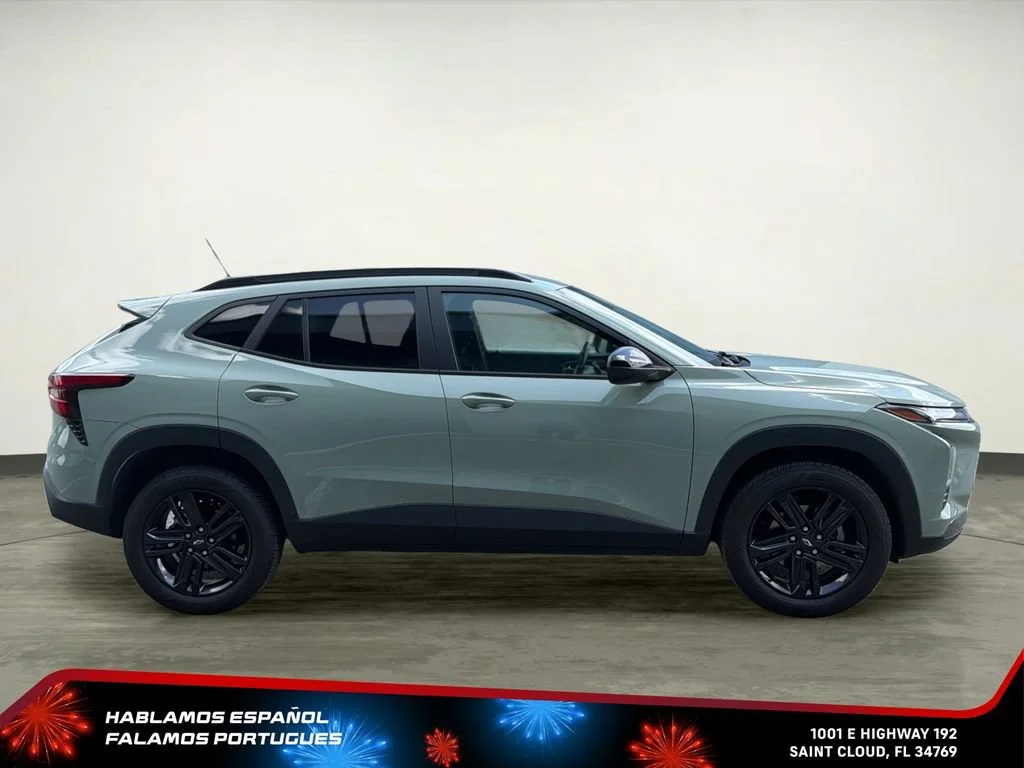 Used 2025 Cacti Green Chevrolet ACTIV image 7