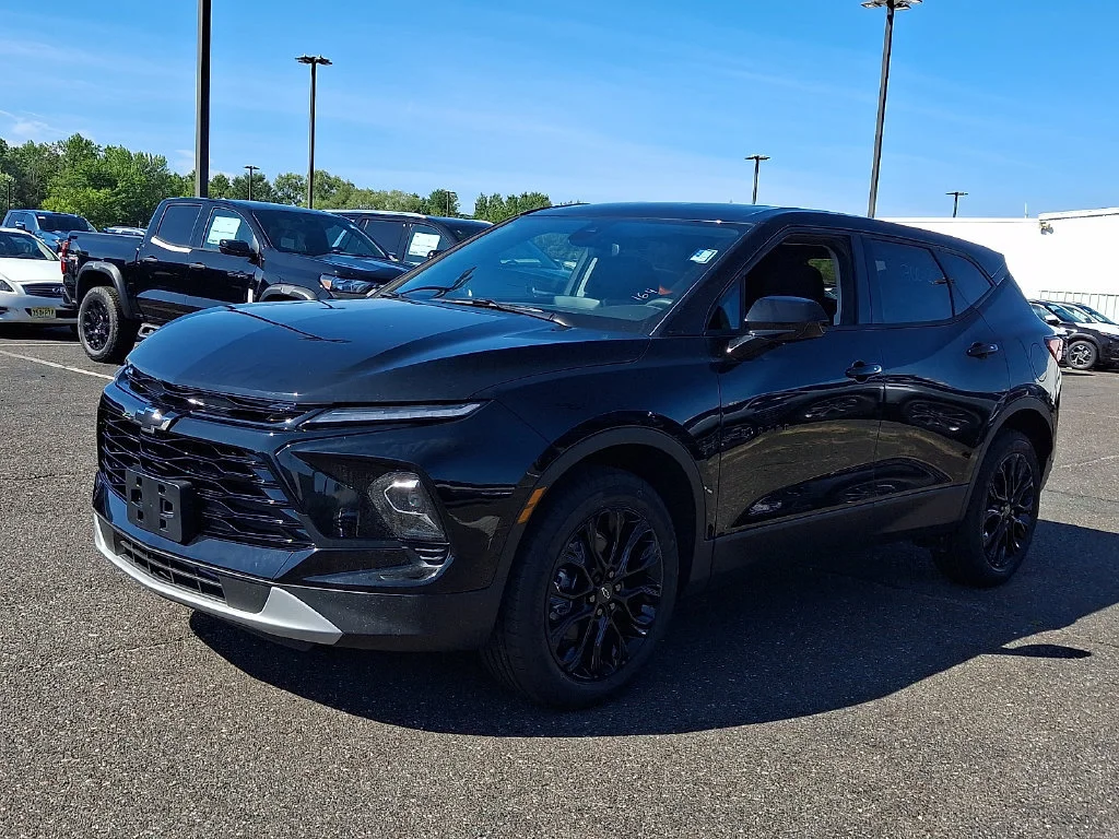 New 2026 Black Chevrolet 2LT image 4