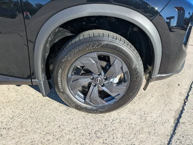 New 2027 Black Nissan SV image 12
