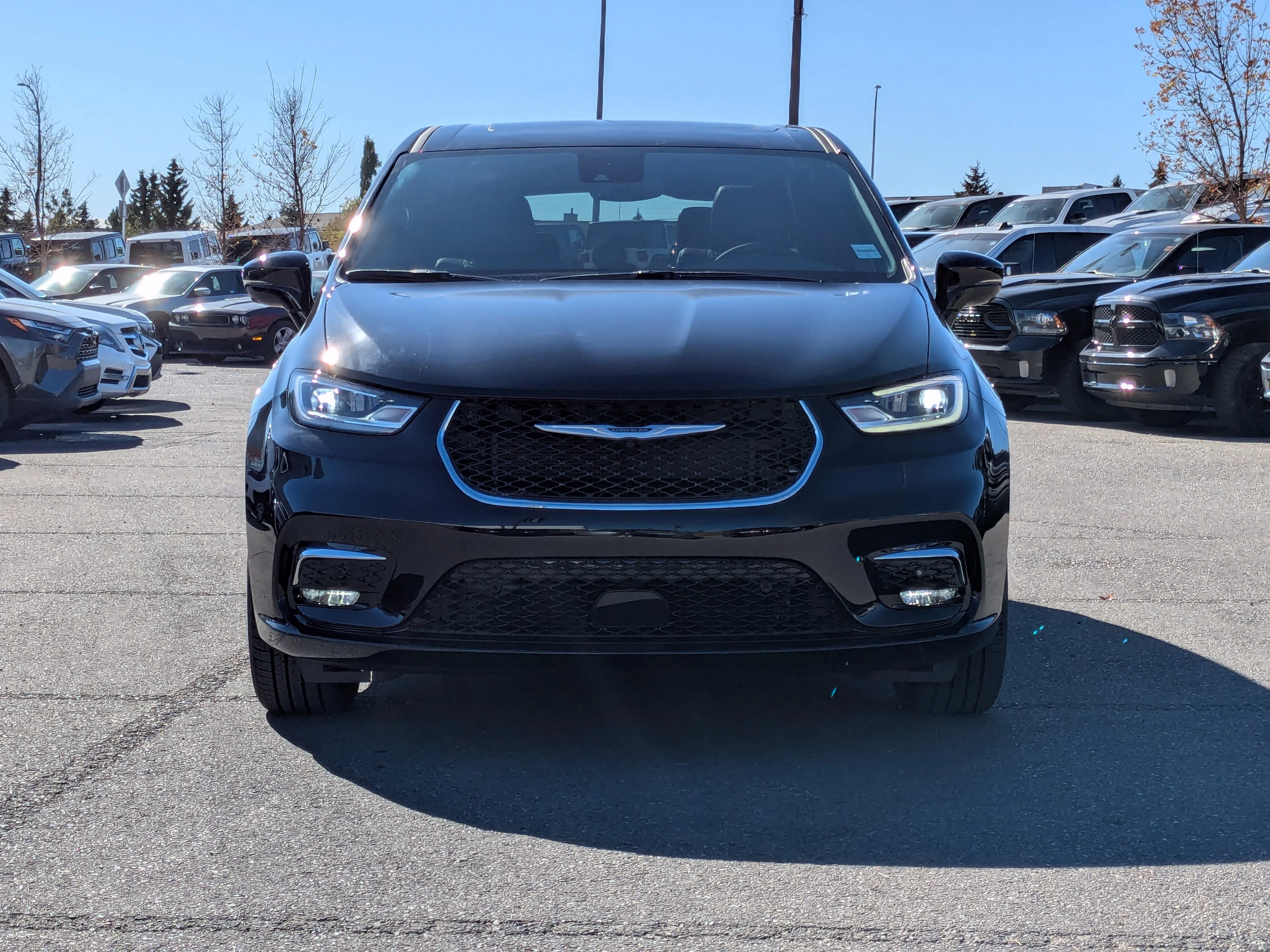 New 2026 Black Chrysler Select AWD - Rear DVD - 360 Degree Camera - Power Sliding Doors & So Much More! image 3