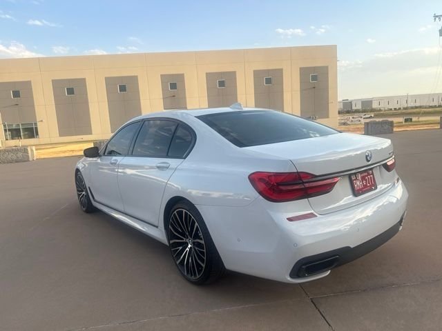 Used 2019 White BMW 750i image 7