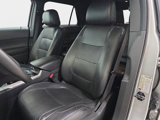 Used 2011 Silver Ford Limited image 14