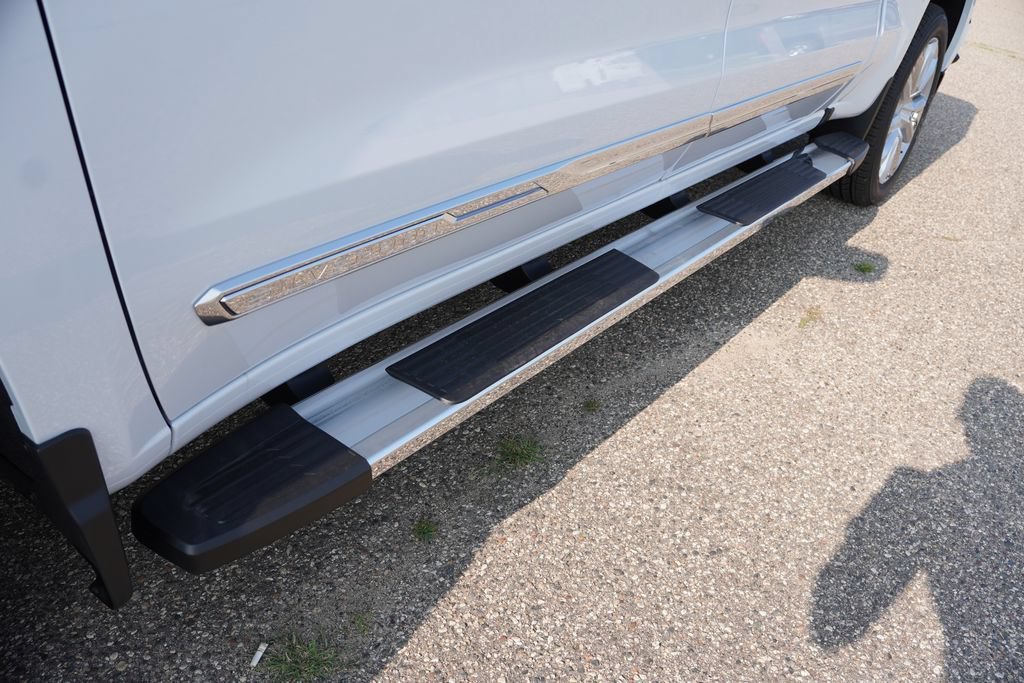 2026 Chevrolet Silverado 1500 High Country - Photo 10