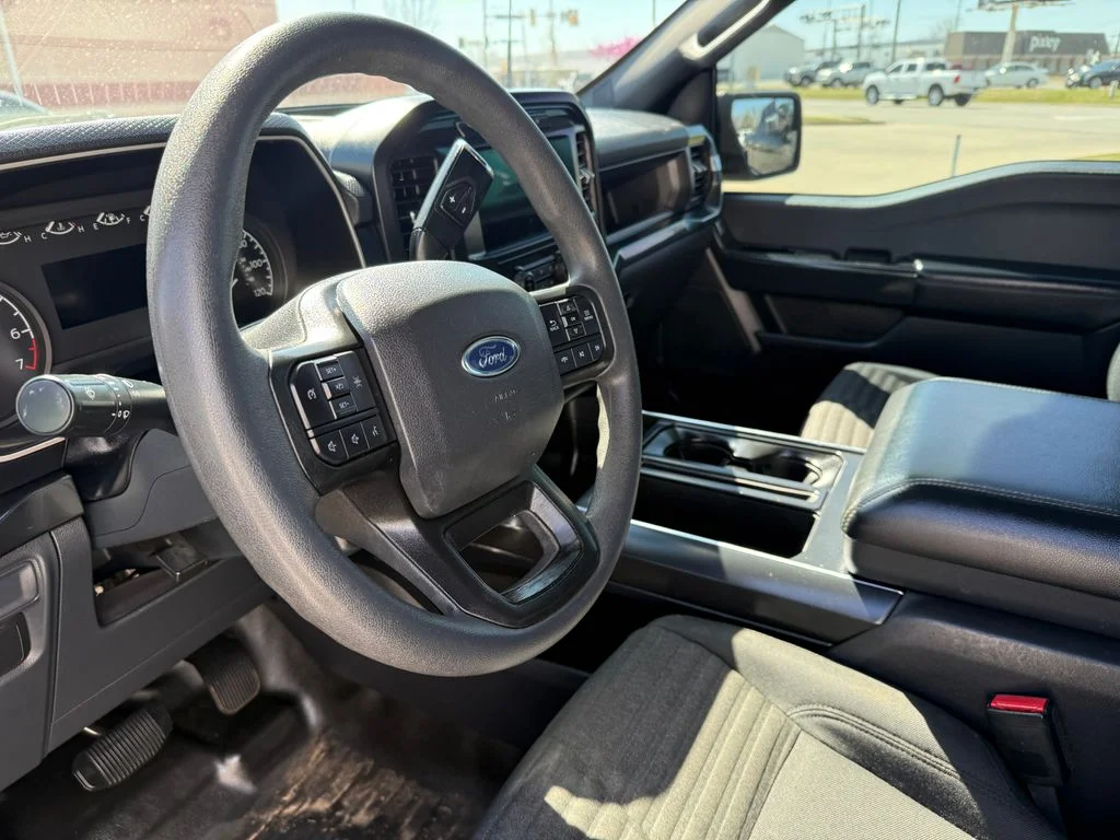Used 2022 Silver Ford XL image 19