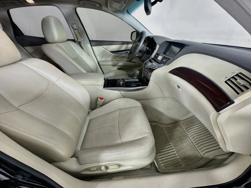 Used 2015 Black INFINITI 3.7 image 36