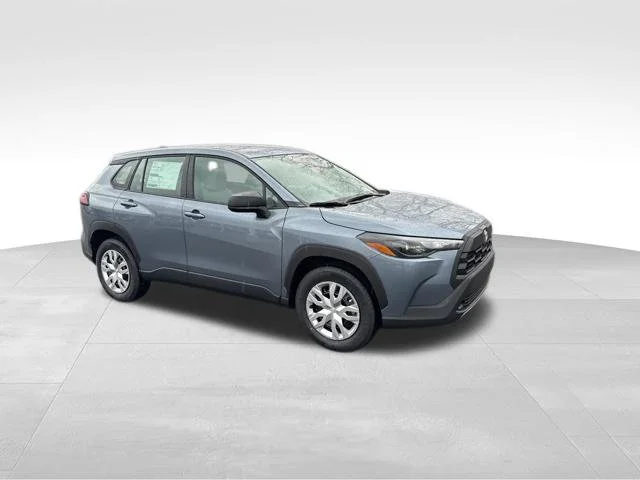 2026 Toyota Corolla Cross L - Photo 8