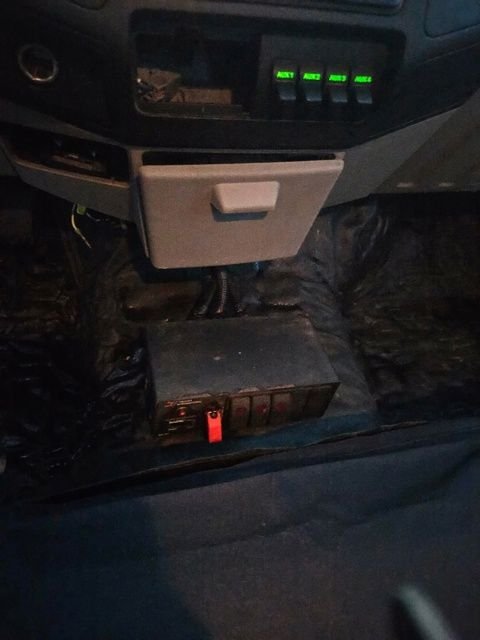 Used 2008 White Ford XL image 10